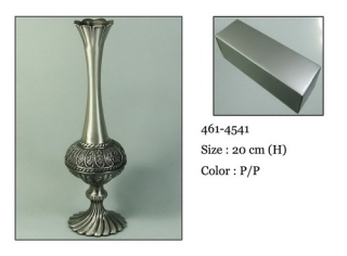 Kovová vázička II